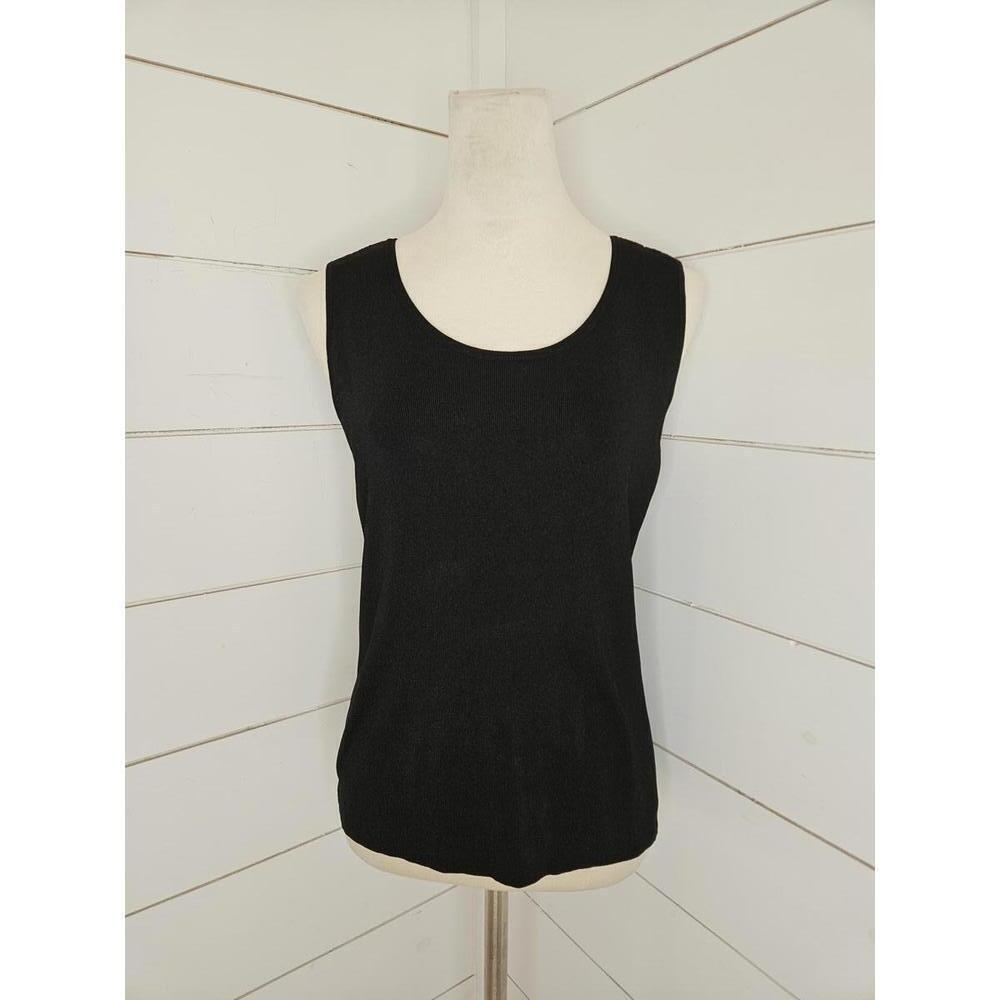 Chicos Size 1 (medium) black sleeveless dress shirt